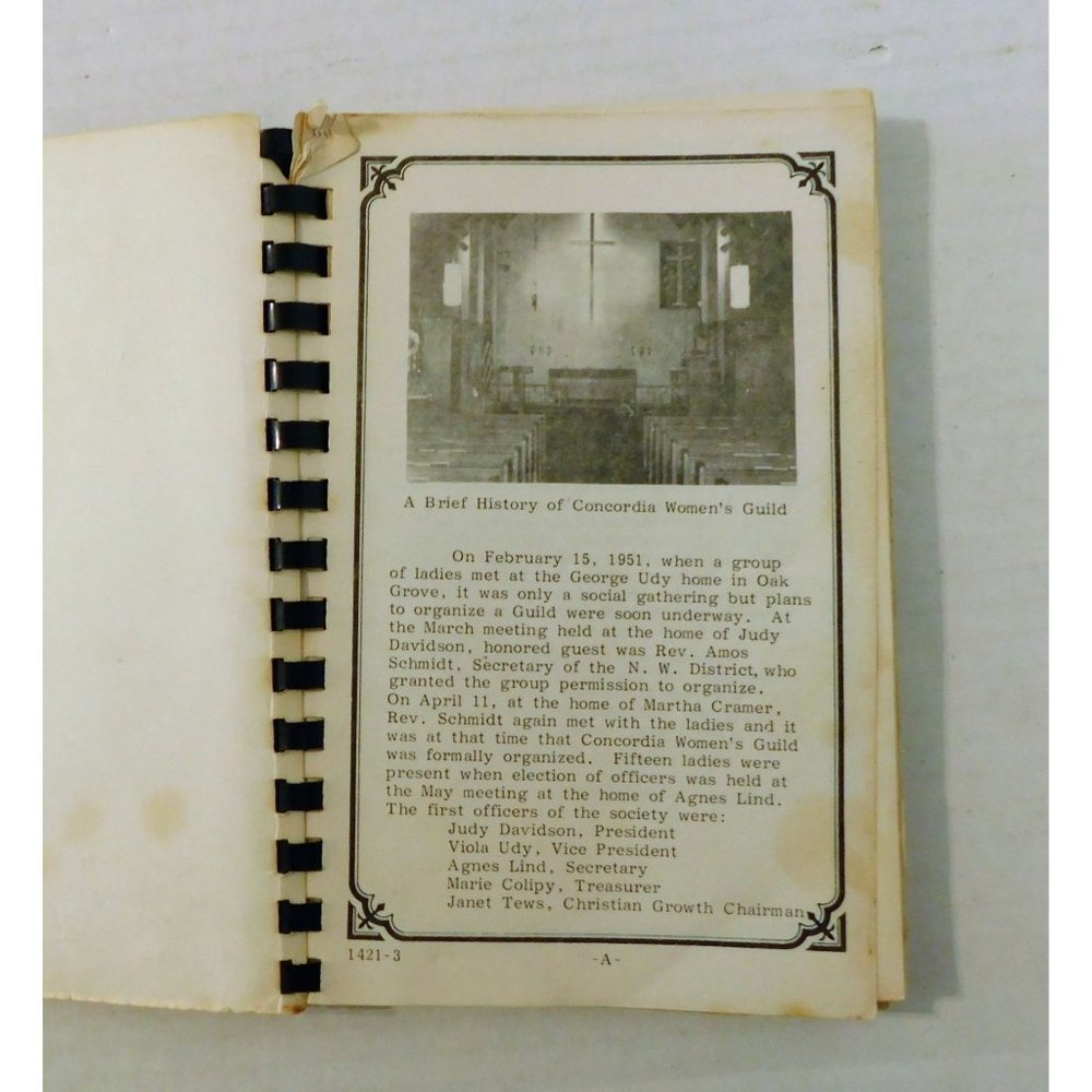 Our Favorite Recipes Cookbook Lutheran Womens Guild Milwaukie 1983 Spiral - Picture 4 of 11